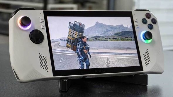 Nasljednik ručne Windows konzole je stvaran i nosi ime ROG Ally X