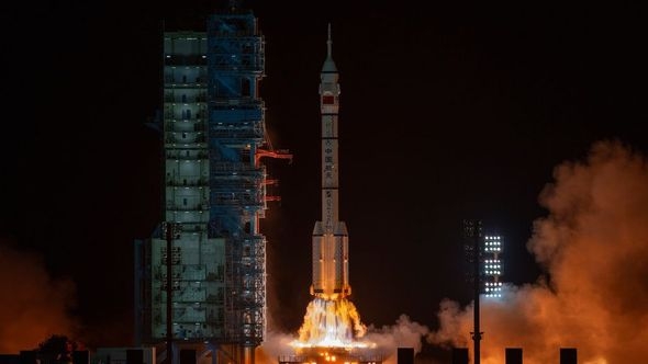 Kina lansirala Shenzhou-23: Jedan astronaut trebao bi provesti godinu dana u orbiti