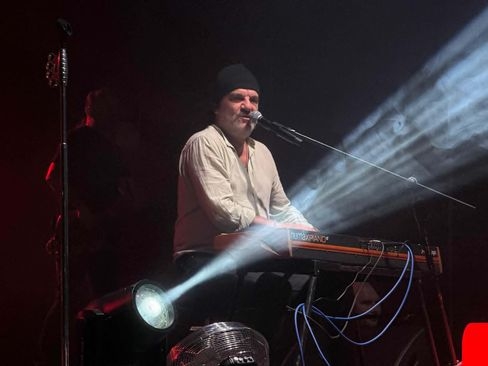 Lukas održao koncert u Mejdanu: Publika u glas pjevala velike hitove

