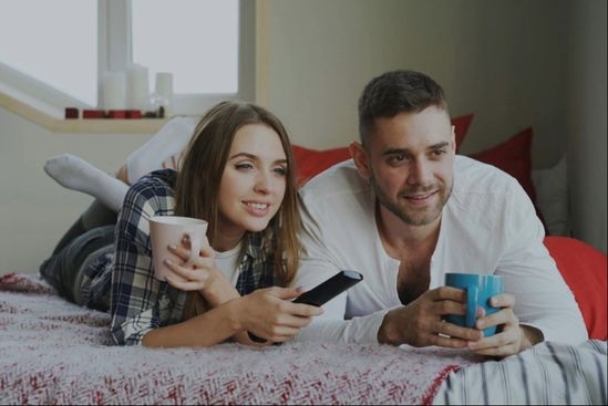Psiholog otkriva šta najsretniji parovi rade uveče umjesto da gledaju televiziju
