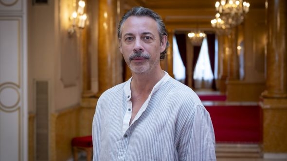 V. d. direktora Drame Narodnog pozorišta Sarajevo Riad Ljutović za "Avaz" o repertoaru: Pozorište nije muzej niti dosadna obaveza