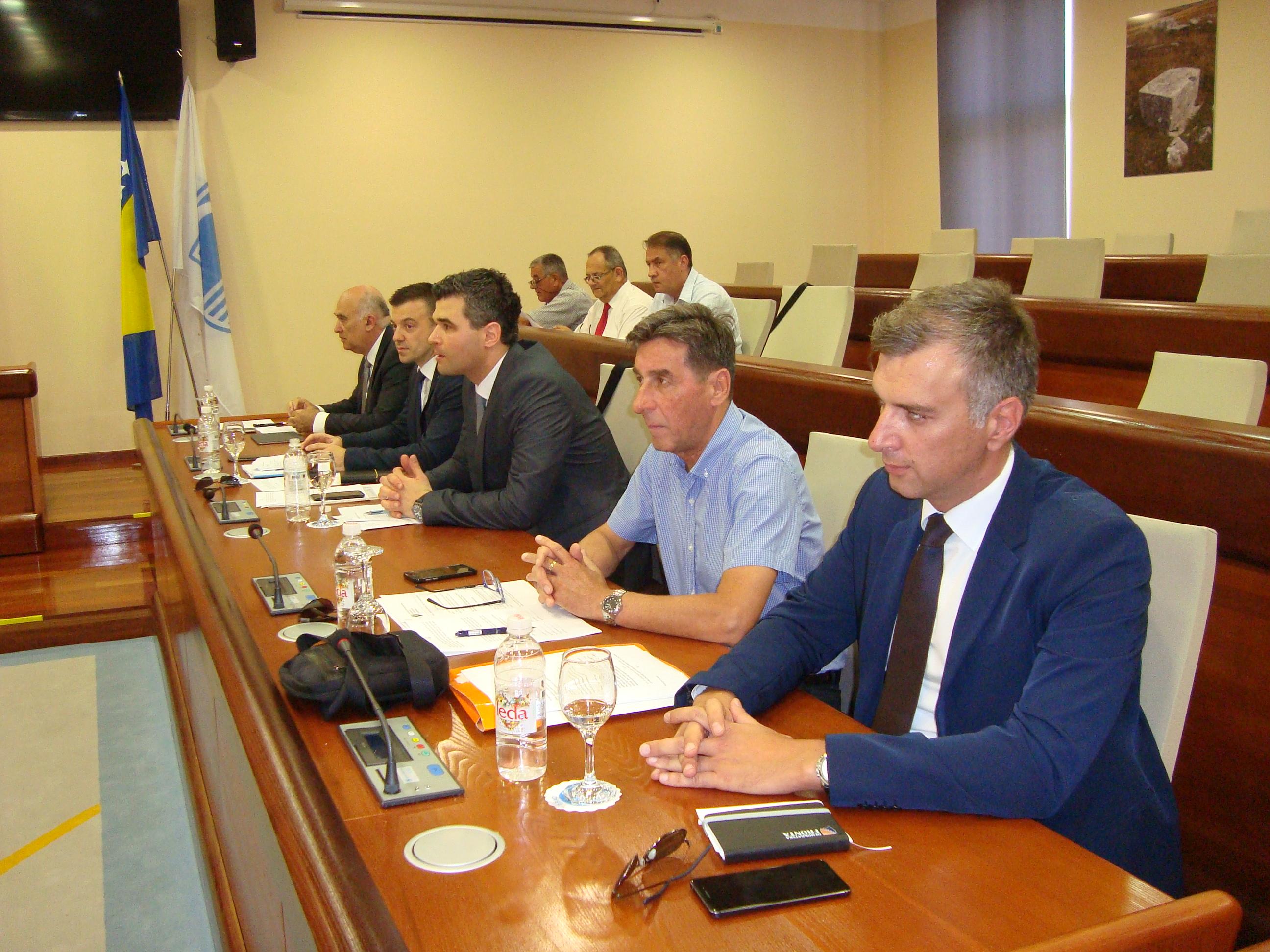 U Gradskoj vijećnici u Mostaru počeo novi krug pregovora o održavanju lokalnih izbora
