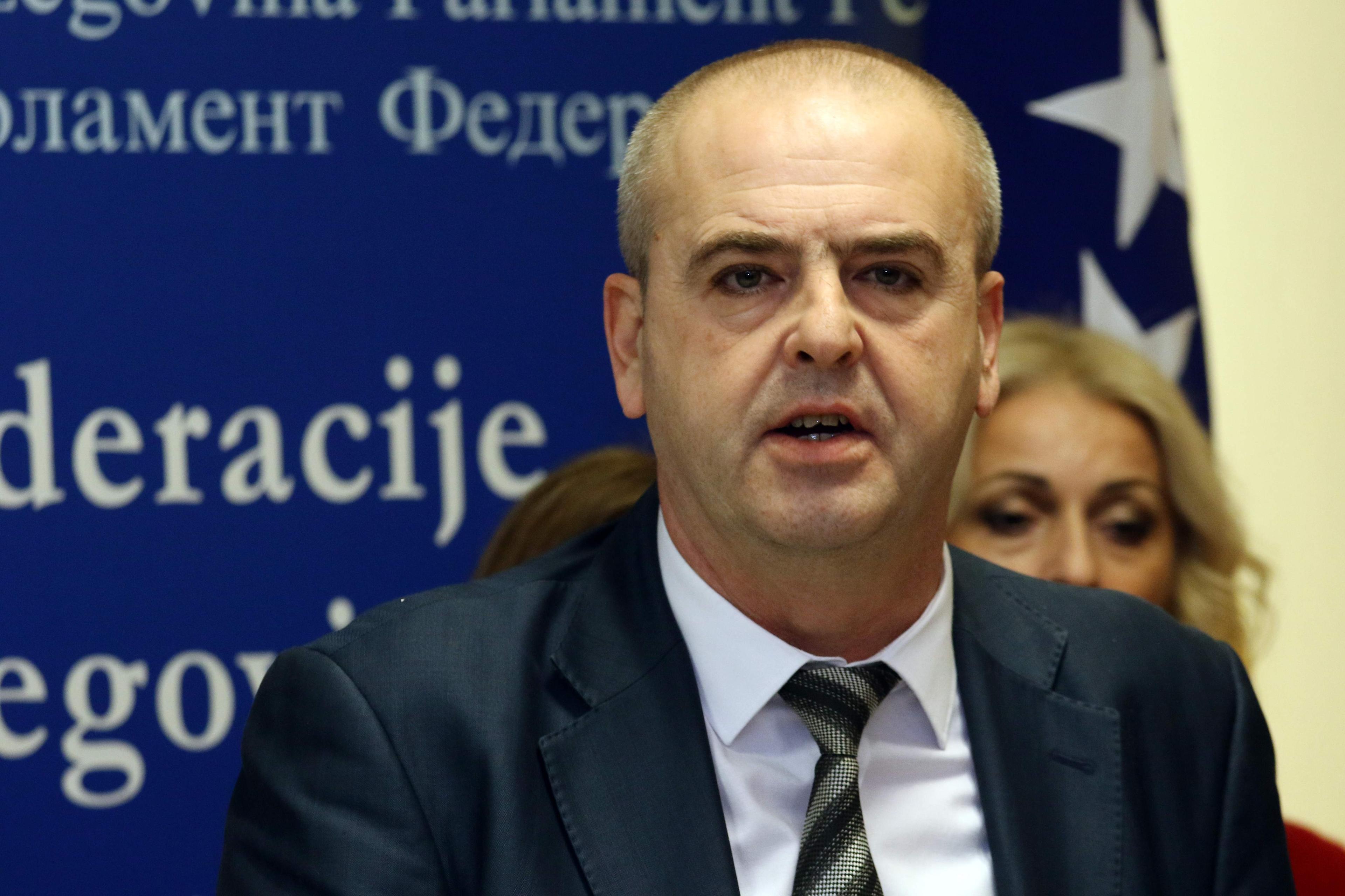 Beganović: Sve prebacili na Parlament - Avaz