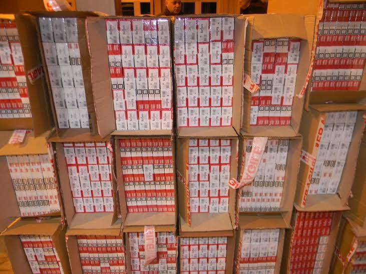 Trebinjski policajci oduzeli više od 16.000 kutija cigareta