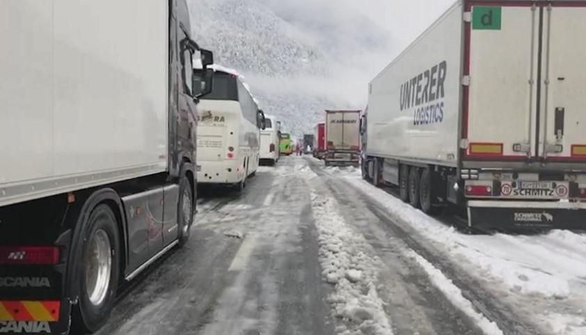 Italija: Autoput A22 blokiran od ranih jutarnjih sati - Avaz