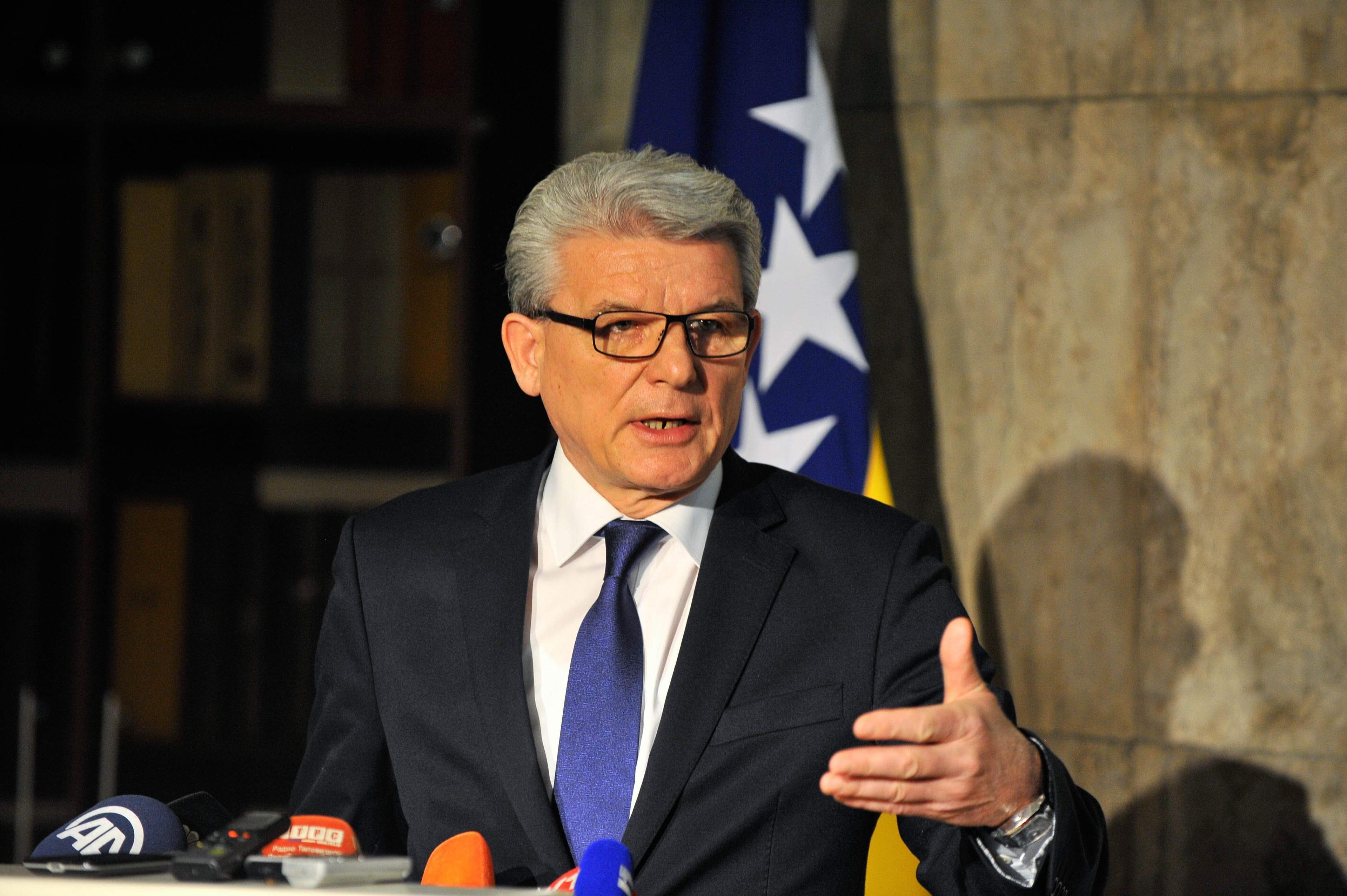 Džaferović podržava potpisivanje sporazuma o smanjenju cijena rominga