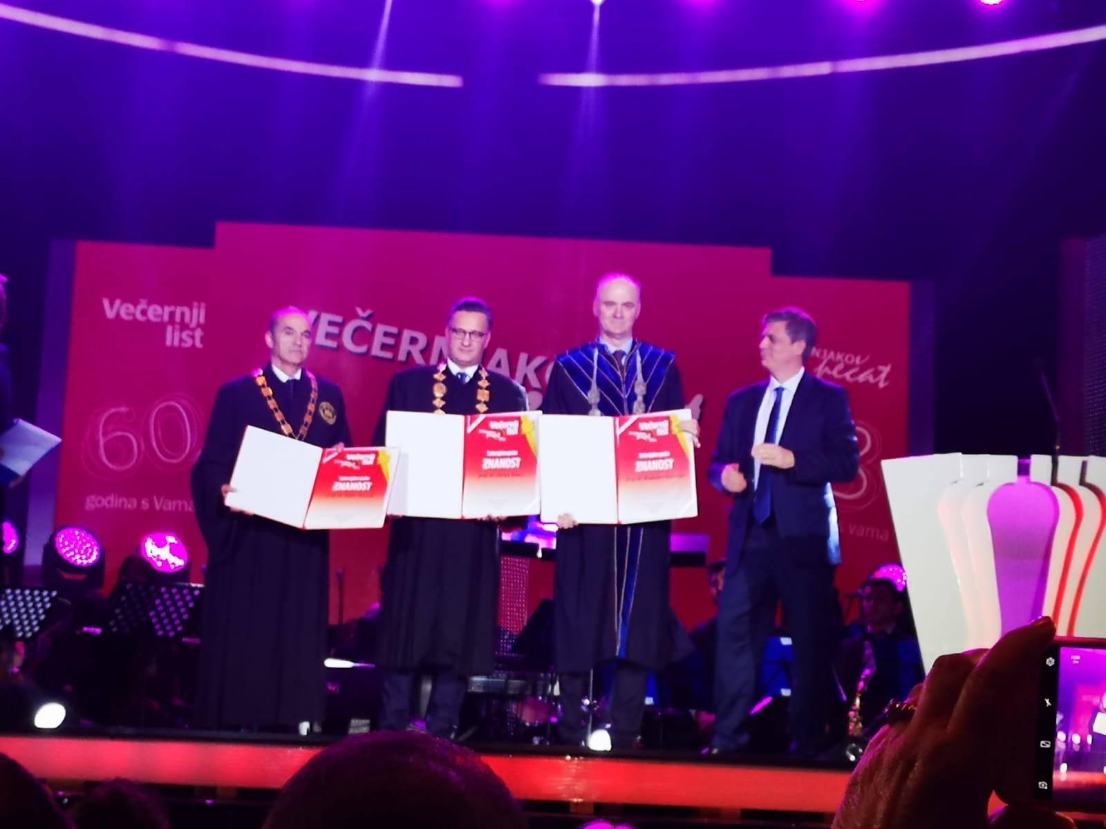 Dobitnici nagrade u kategoriji "Znanost" u prisustvo Lars-Gunar Vigemarka - Avaz