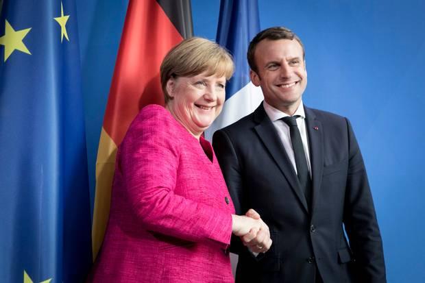 Makron: Angela Merkel treba biti na čelu Evropske komisije