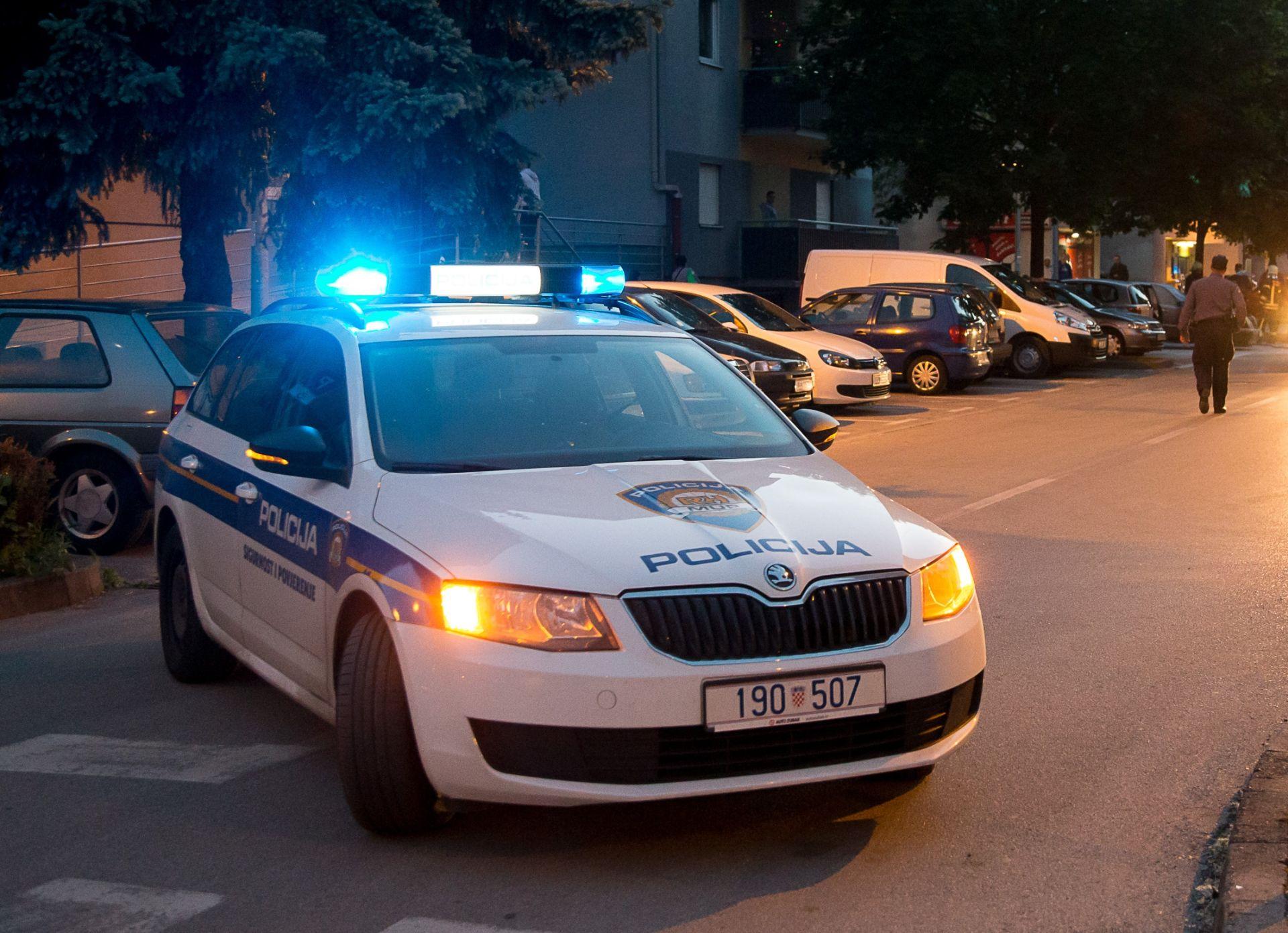 Policija osumnjičila bankarku - Avaz
