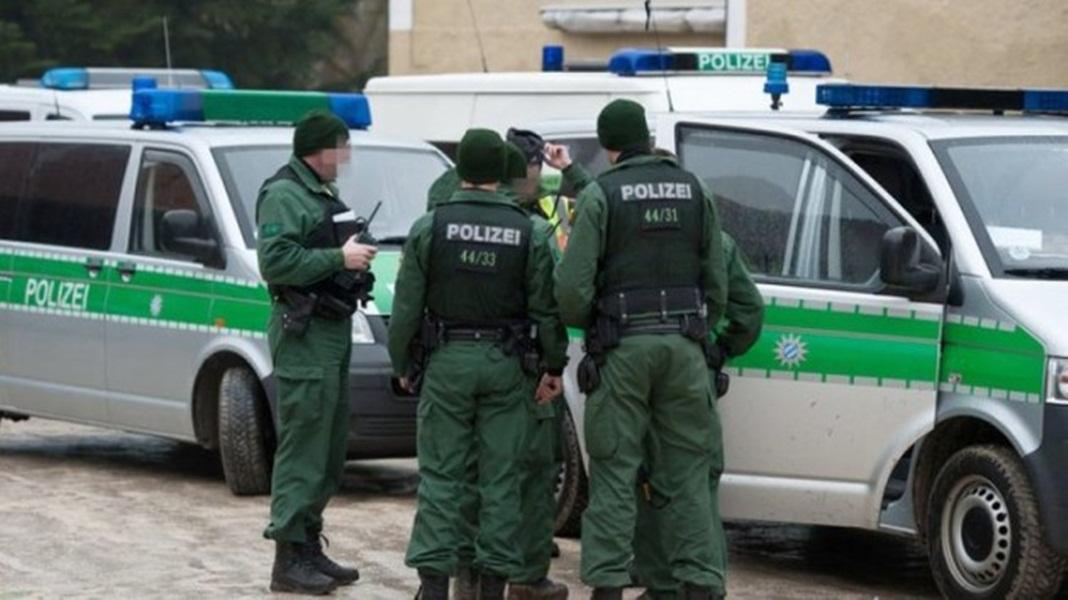 Njemački policajci stali ukraj kradljivcima - Avaz