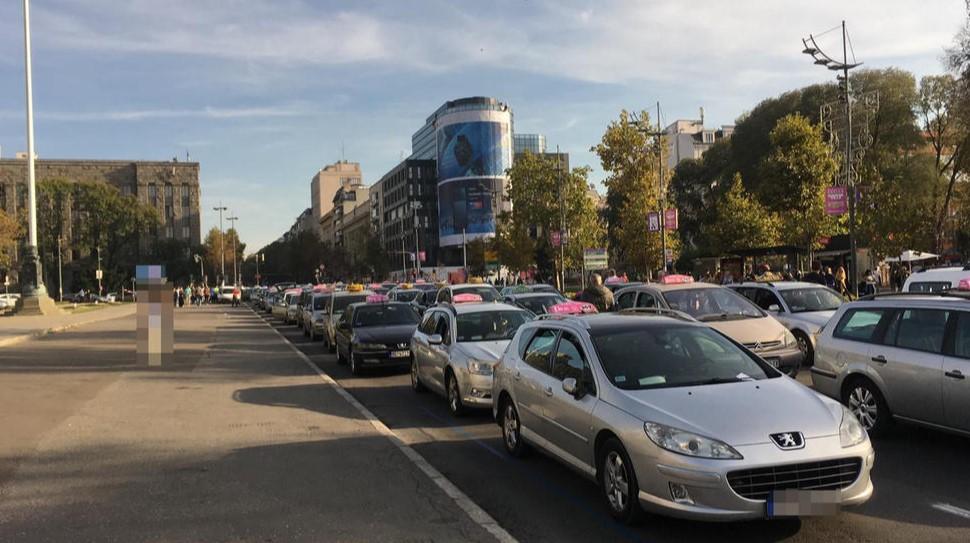 Haos u Beogradu, taksisti blokirali grad, izbile i tuče