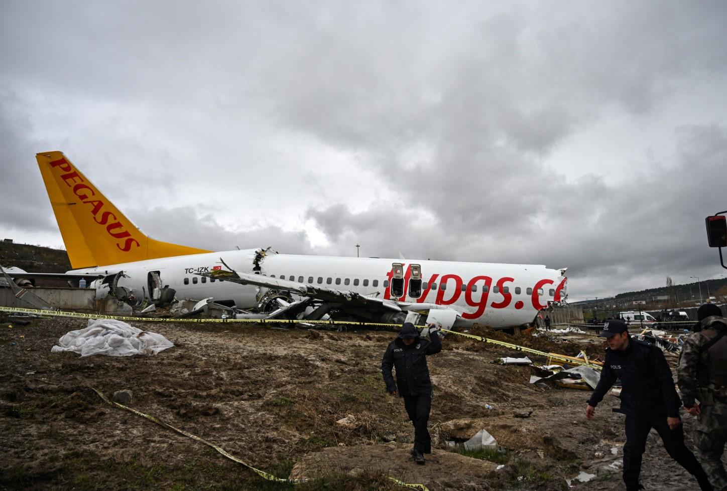 Turski istražitelji ispitat će pilote koji su upravljali avionom
