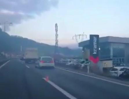 Sudar tri vozila na brzoj cesti u Blažuju: Nema povrijeđenih