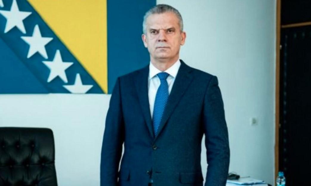Ministar Radončić uputio čestitku povodom Vaskrsa