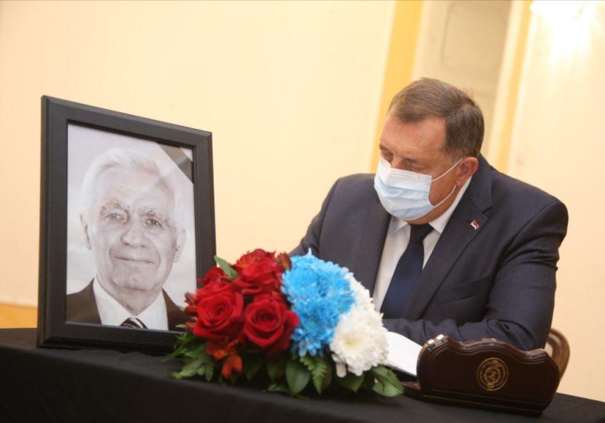 Dodik na komemoraciji u Banskom dvoru u Banjoj Luci - Avaz