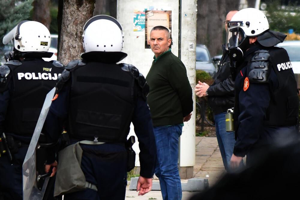 Uhapšeni Veljović danas će biti ispitan u Osnovnom državnom tužilaštvu na Cetinju