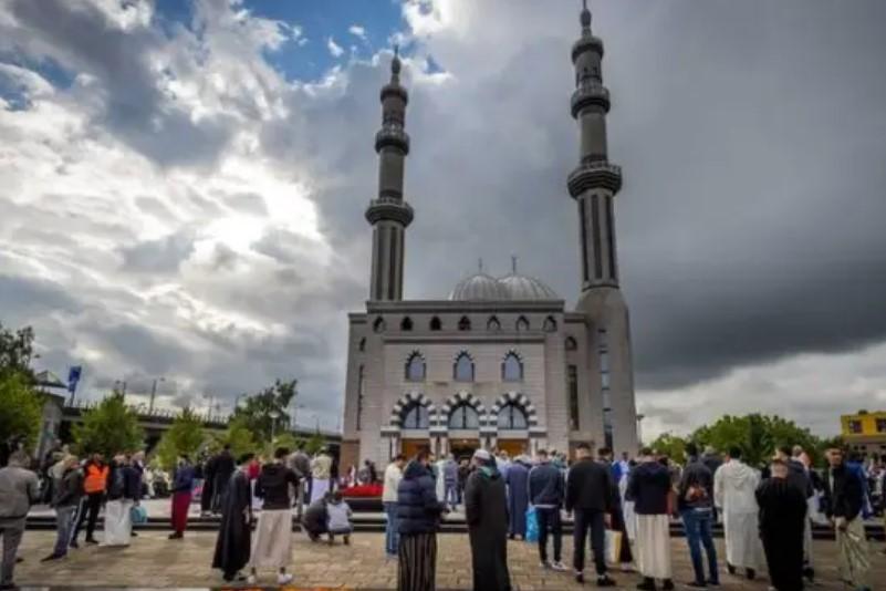 Nnajmanje deset općina u zemlji istraživalo džamije - Avaz
