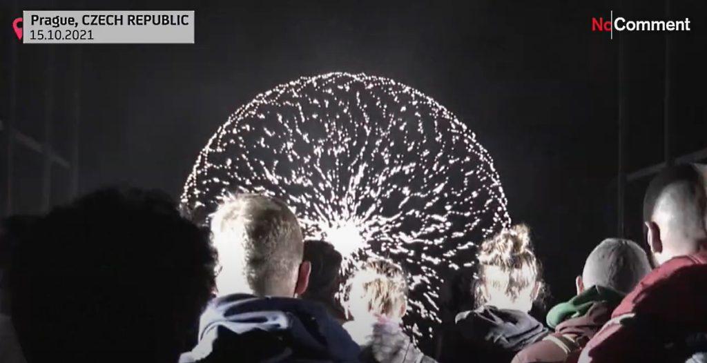 Na Festivalu svjetla u Pragu evropski umjetnici i dizajneri pokazali čudesne instalacije