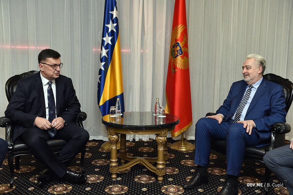 Tegeltija razgovarao sa Krivokapićem o unapređenju bilateralne saradnje
