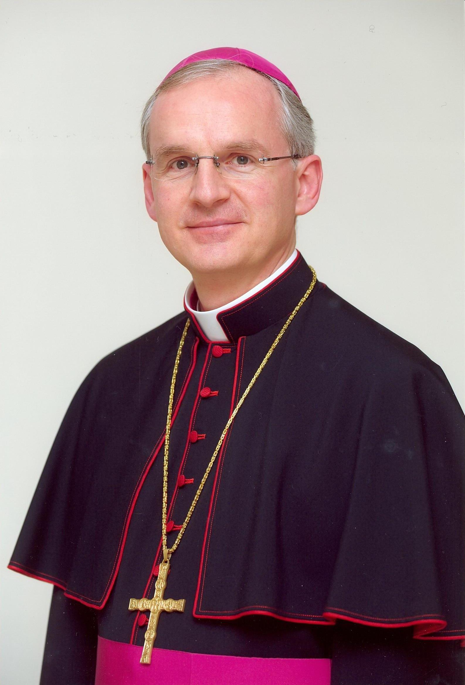 Mons. Petar Rajič, naslovni nadbiskup Sarsenteruma, apostolski nuncij u Litvi, Latviji i Estoniji - Avaz