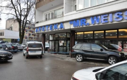 Policija obavila uviđaj u apoteci - Avaz