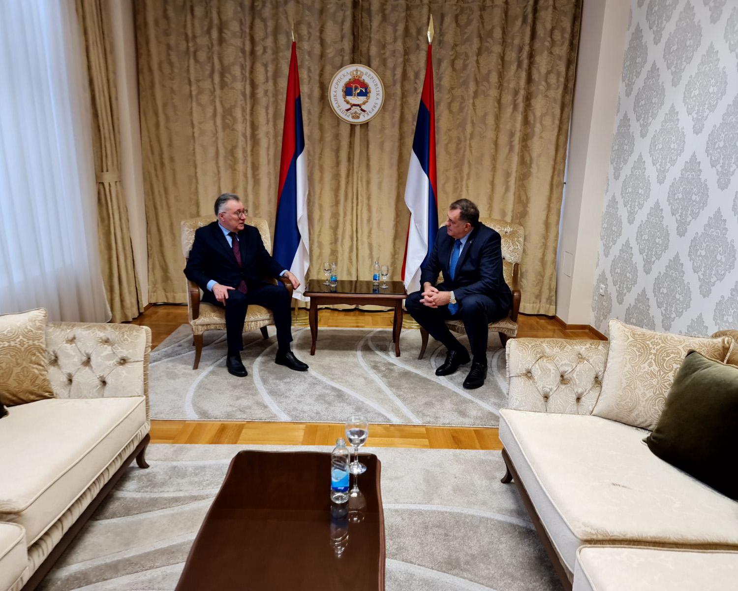 O čemu su razgovarali: Dodik se sastao s ruskim ambasadorom Kalabuhovom
