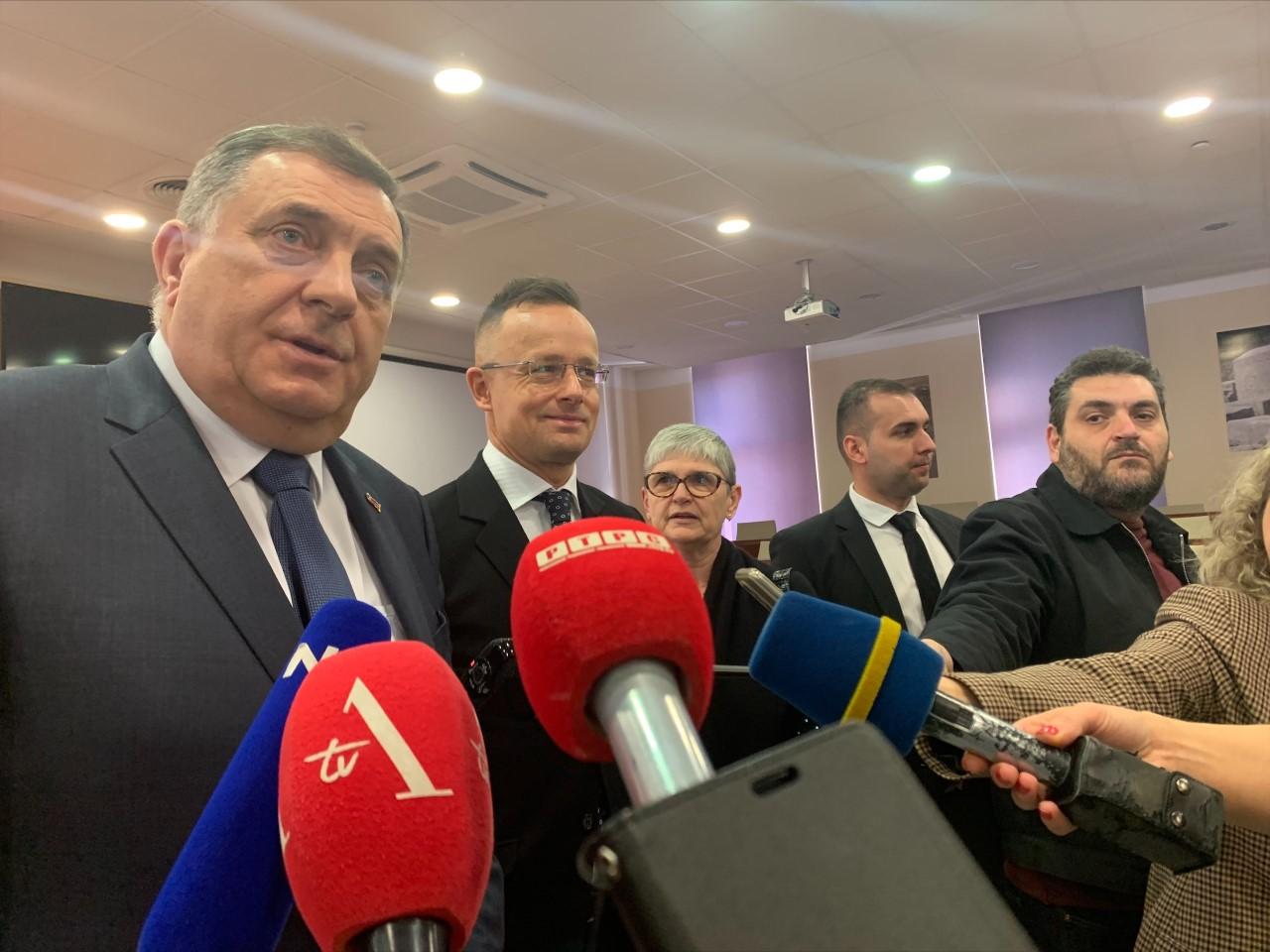 Milorad Dodik i Peter Sijarto u Mostaru - Avaz