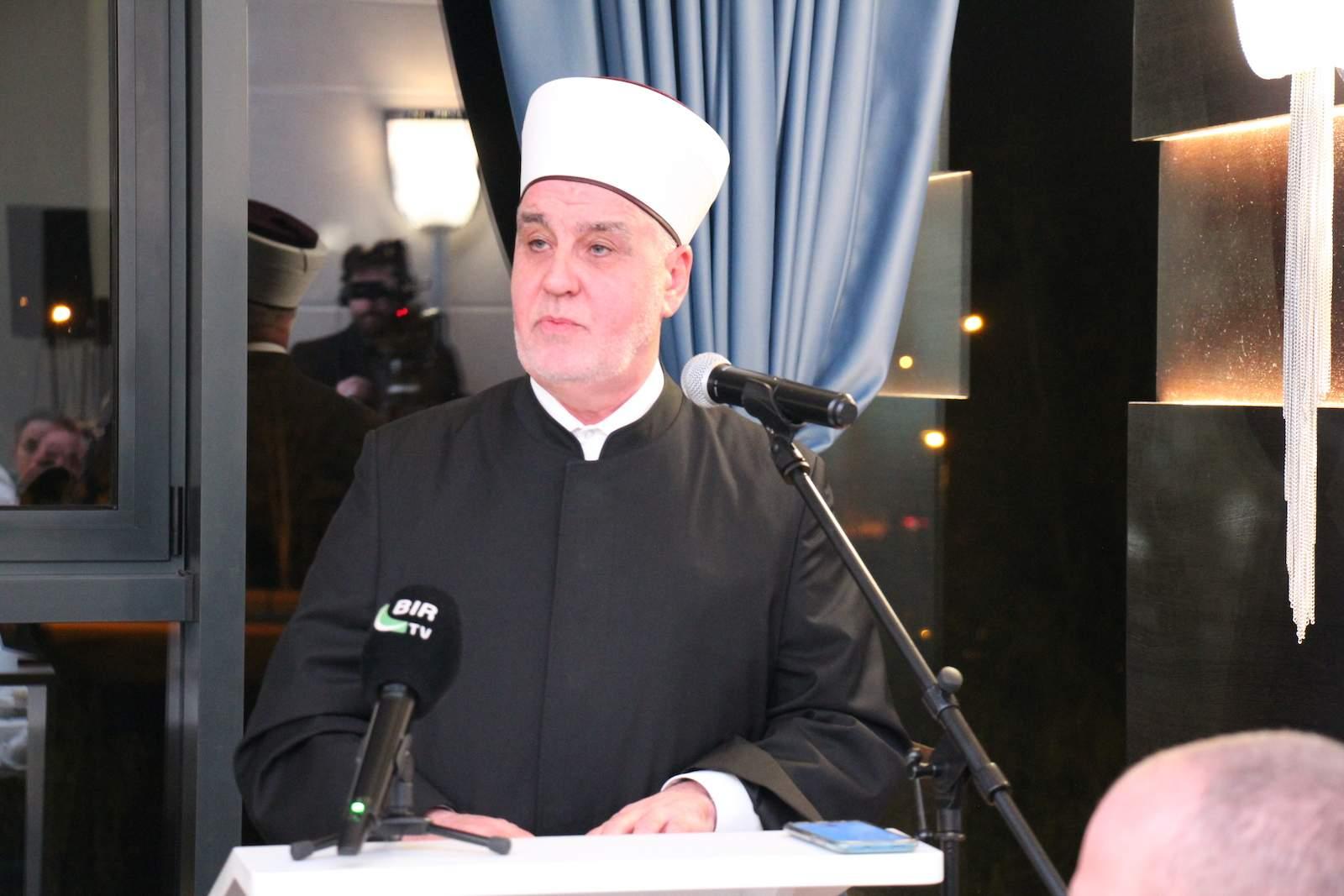 Reisu-l-ulema Kavazović organizirao iftar za privrednike koji podržavaju Fond Bejtul-mal