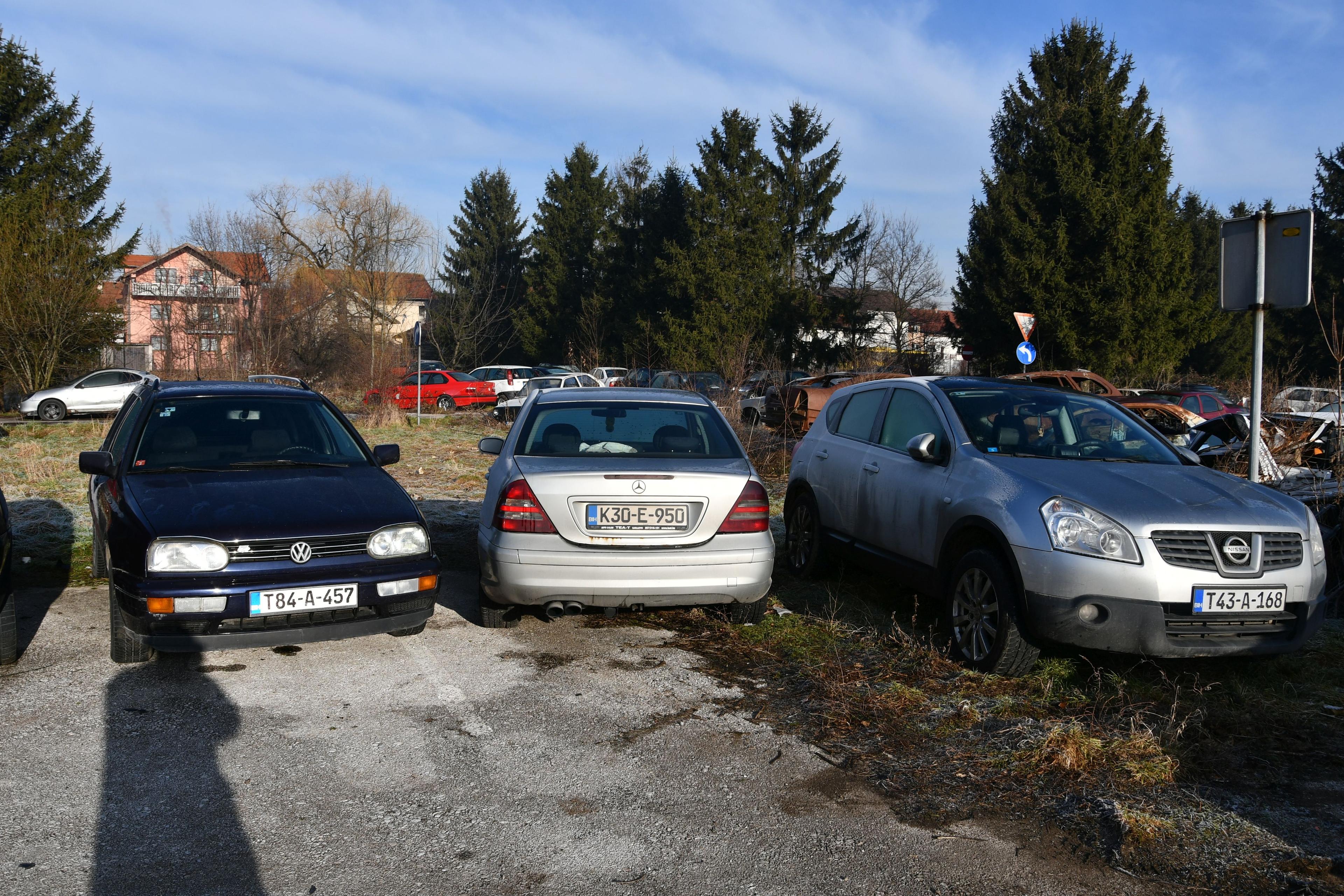 Oduzeta vozila na depou MUP-a Kantona Sarajevo - Avaz