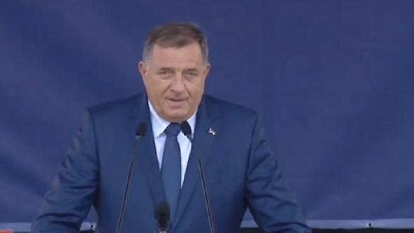 Dodik: Vučić nikada nije oklijevao da pomogne RS - Avaz