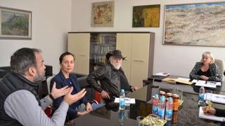 Ministrica Vlaisavljević se sastala s Mustafićem, Pejakovićem i Papo: Kako održati rad Narodnog pozorišta
