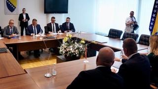 Održan sastanak Nešića i crnogorskog ministra Filipa Adžića