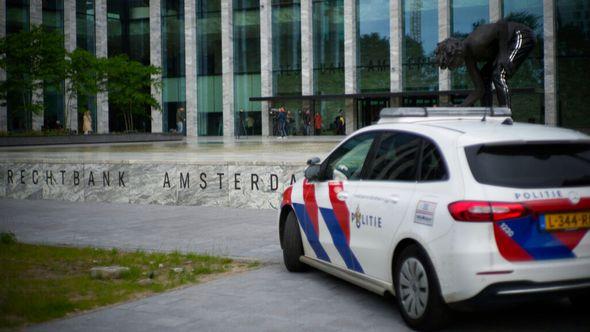 Nizozemska policija - Avaz