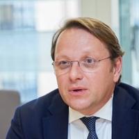 Varhelji čestitao Milatoviću: Radujem se što ćemo raditi na ubrzanju neophodnih reformi na evropskom putu Crne Gore