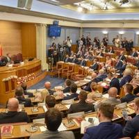 Počela sjednica Skupštine na kojoj se biraju predsjednik parlamenta i nova vlada Crne Gore