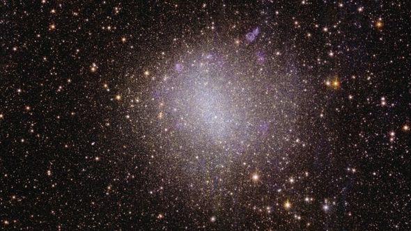 Nepravilna galaksija NGC 6822 - Avaz