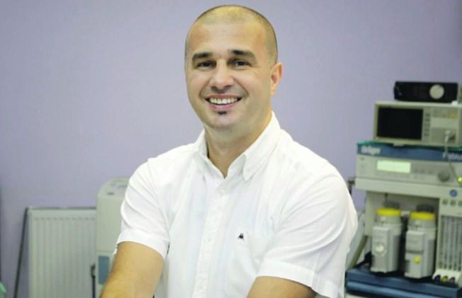 Prof. dr. Reuf Karabeg: Hirurg u službi ljepote