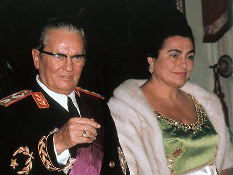 Prije Jovanke, Josip Broz Tito oženio je djevojčicu iz Rusije: Treću ženu varao je sa sekretaricom, a najveću ljubav oplakivao svaki dan