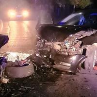 Teška saobraćajna nesreća u tuzlanskom naselju Orašje: povrijeđeno šest osoba među kojima su dvije maloljetne