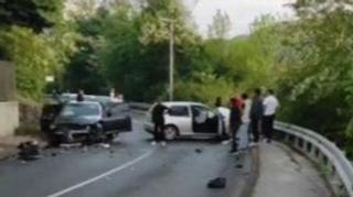Teška nesreća kod Vogošće: Povrijeđene dvije osobe, obustavljen saobraćaj
