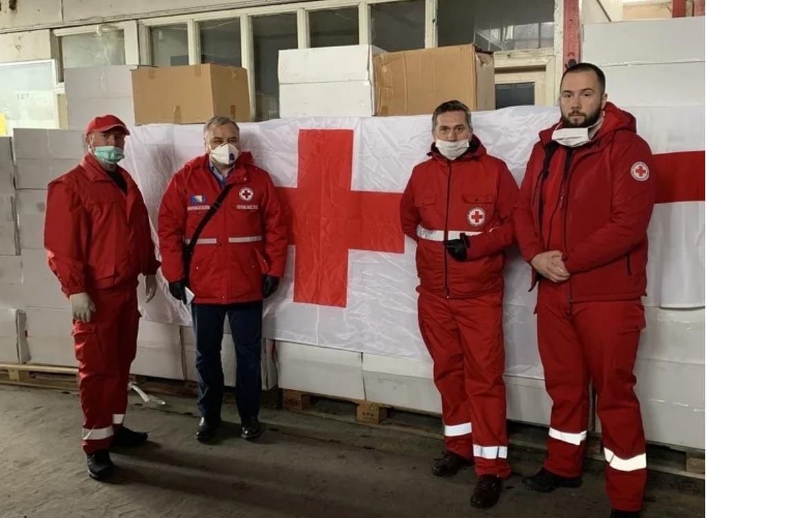 Turska dostavila pomoć BiH: Crveni križ dobio maske, rukavice, odijela i naočale