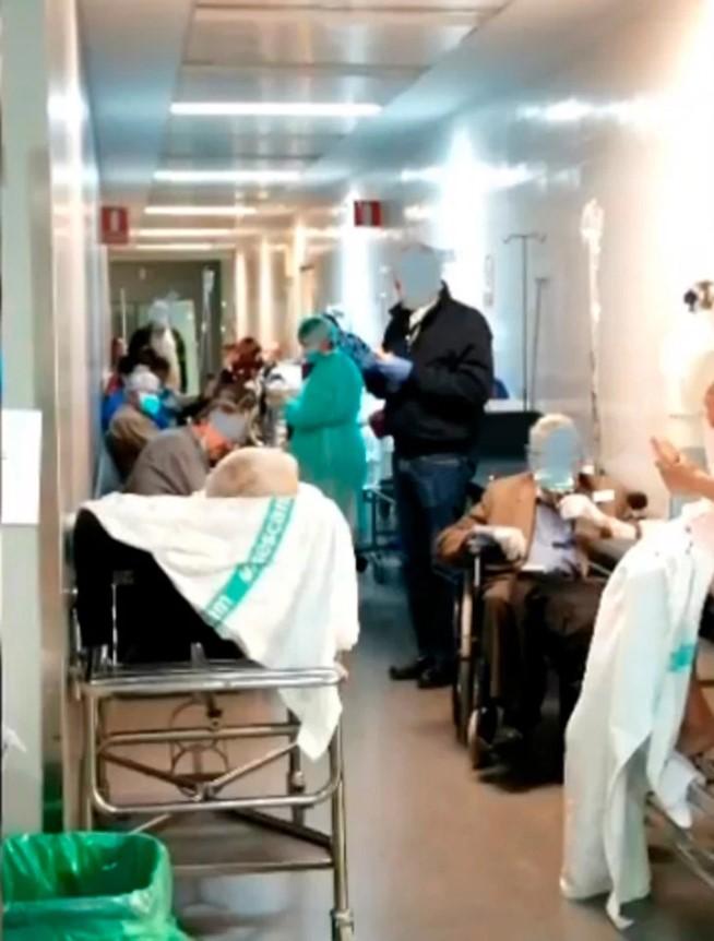 Uznemirujuće: Užasne slike iz španskih bolnica, pacijenti leže na podu