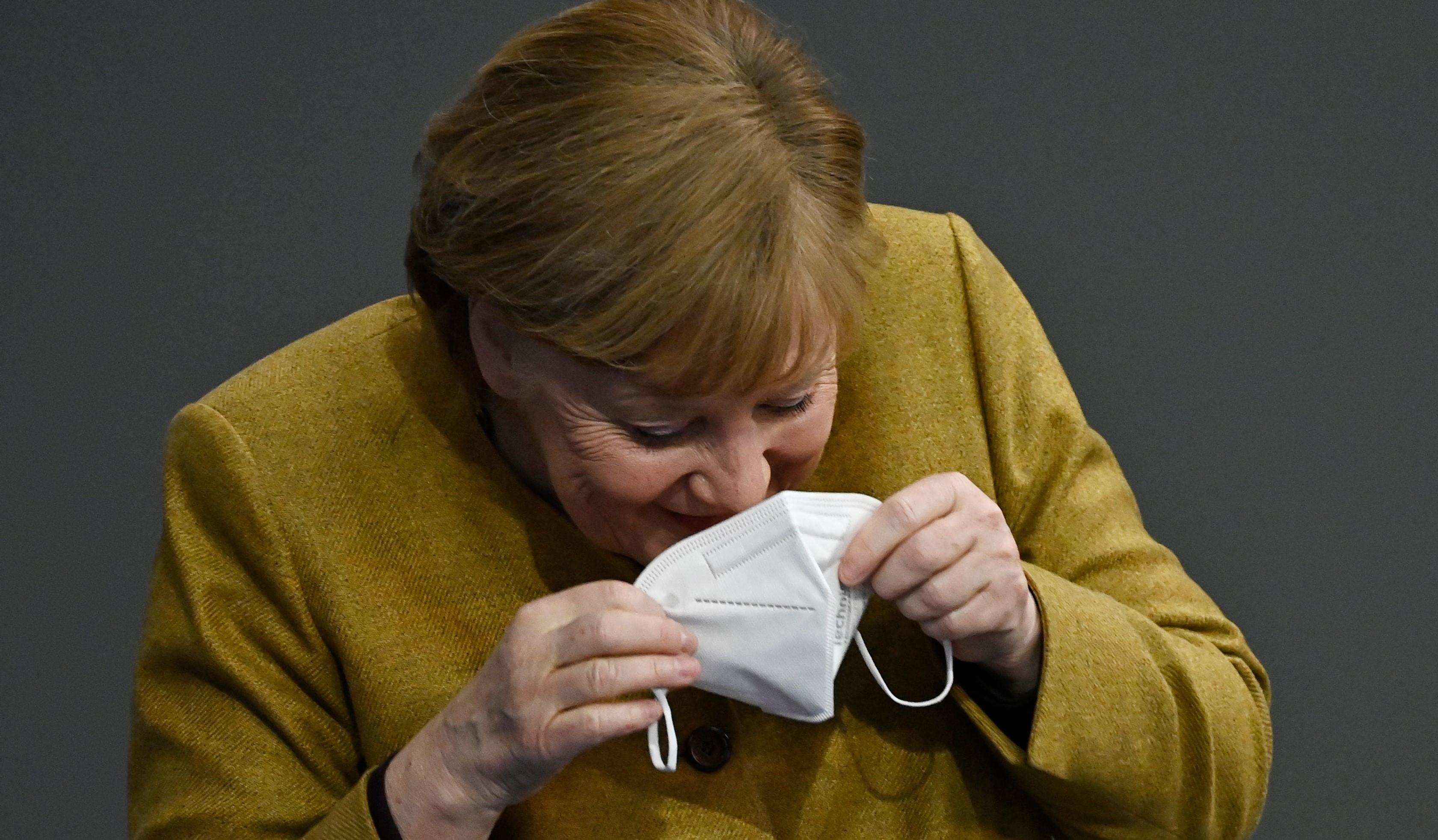 Angela Merkel - Avaz