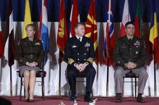 Brojna poznata imena na primopredaji komandne dužnosti NATO štaba, Mekgaha dobila medalju za učešće u misijama