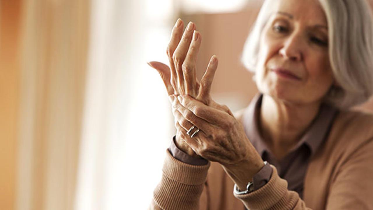 Reumatoidni artritis, osim zglobova, može oštetiti i srce