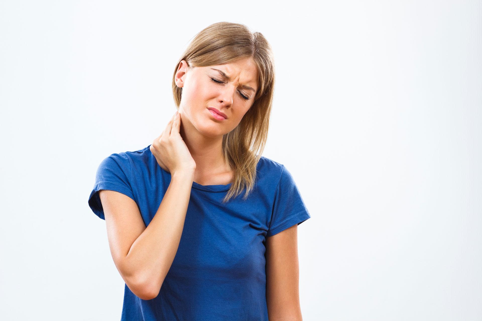 Bol u vratu uzrokuju starost zglobova i kičmenih diskova ili neki početni problemi s kičmom - Avaz