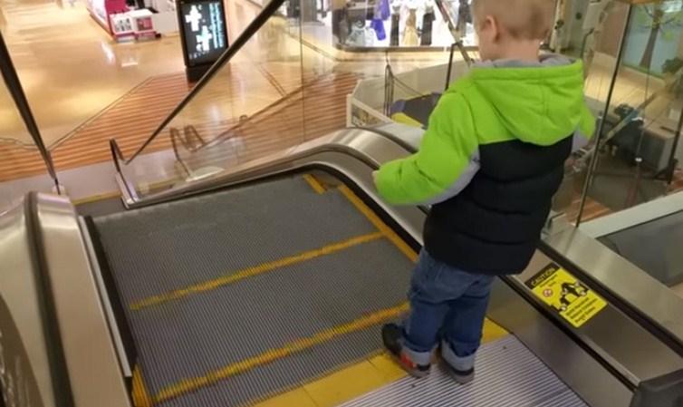 Evo zašto su pokretne stepenice uvijek rebraste