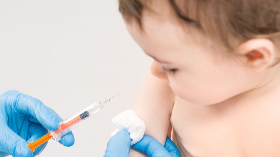 Brojna kasnija istraživanja nisu pronašle vezu između vakcine i autizma - Avaz
