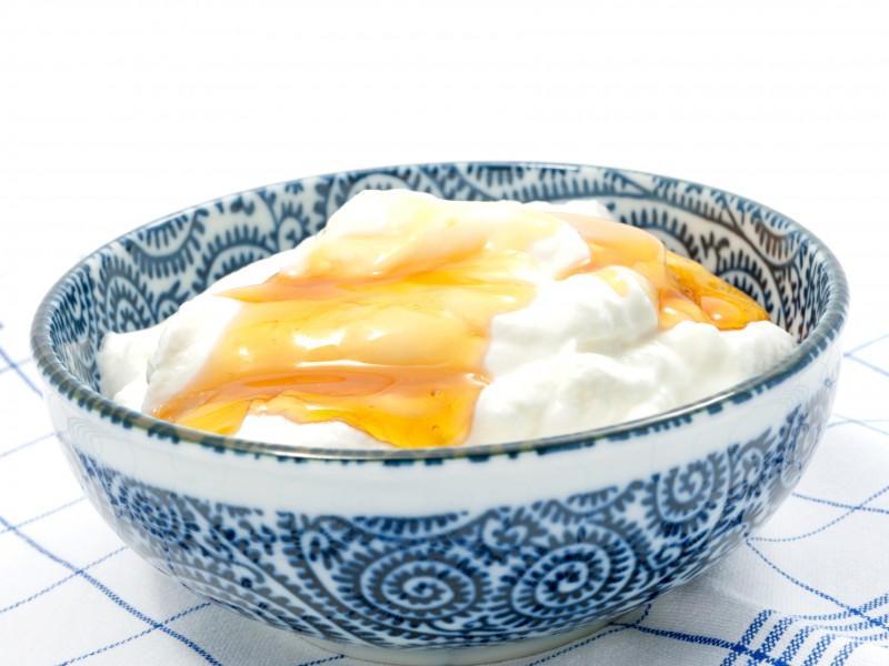 Za desert jesti jogurt pomiješan sa medom - Avaz