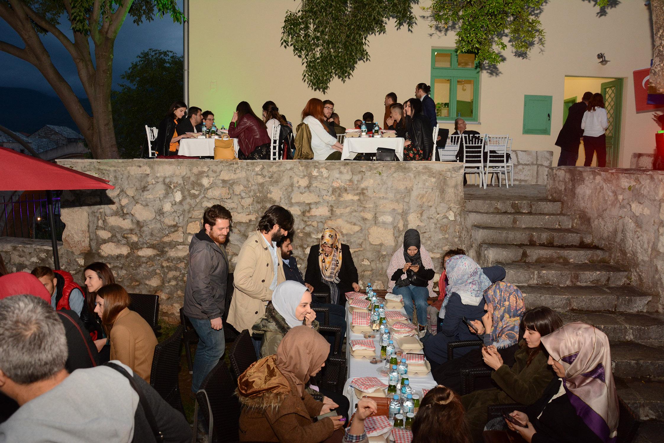Iftar prijateljstva u Mostaru